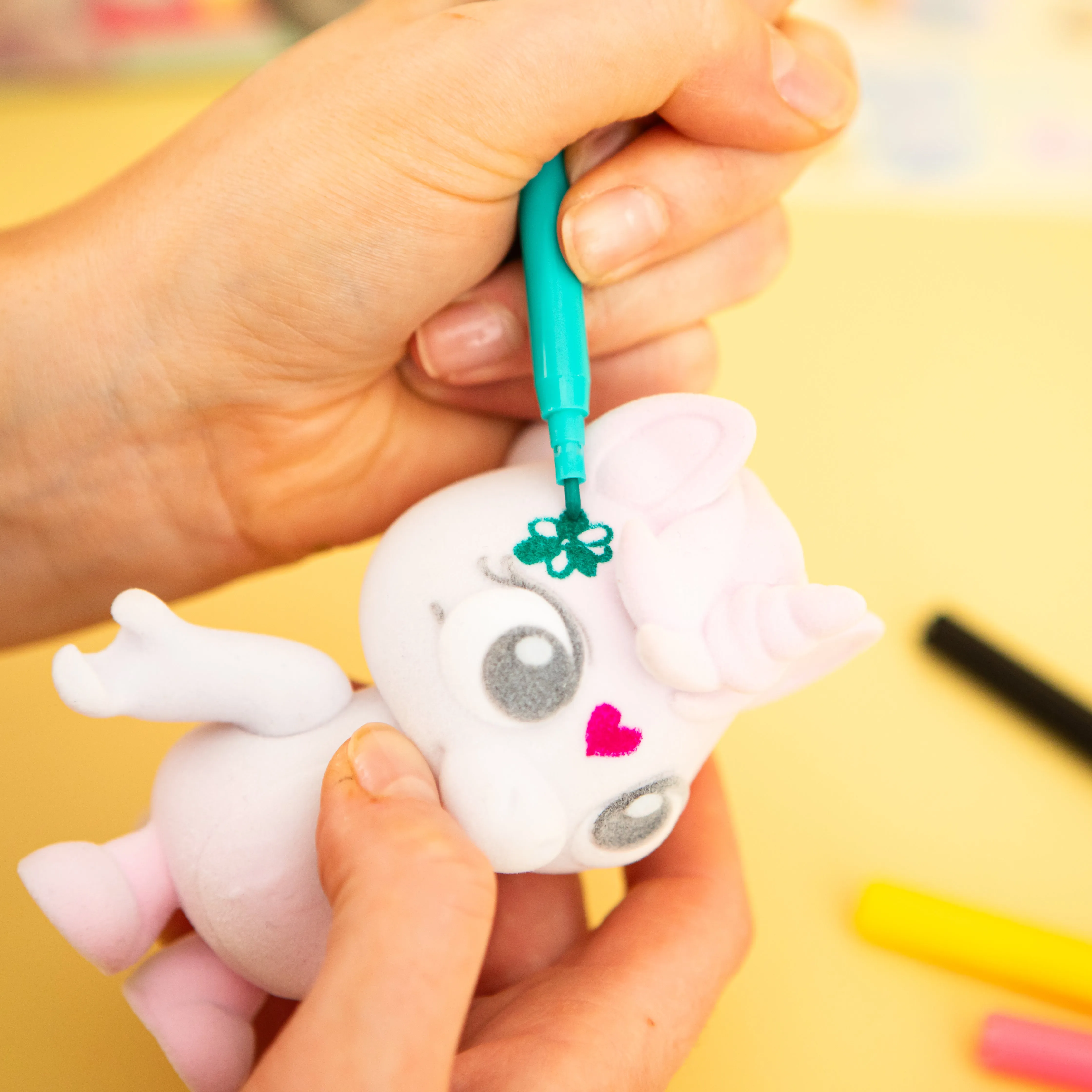 Cutesville Classic Kit - Sundae the Unicorn Ice Dream Truck