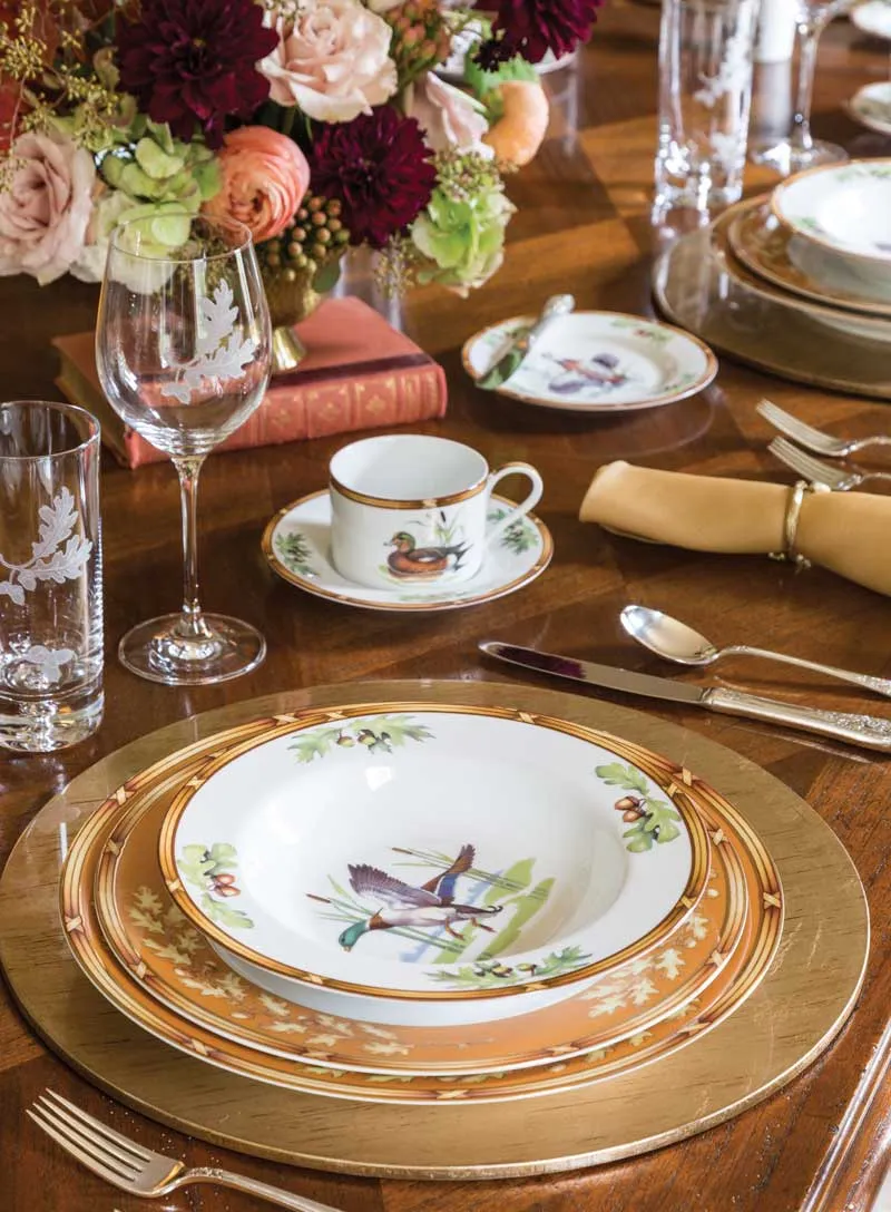Derby Celebrations - Kentucky Derby's 150 Anniversary, Blue-Ribbon Recipes, Dcor Ideas, Southern Style For Race Day, Hats, Host Derby Tea, Explore Louisville, Horse Farm Tour, Table Settings & More!