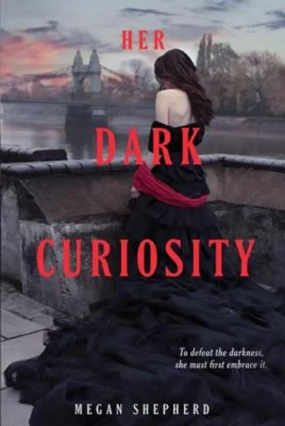 Her Dark Curiosity (Madman's Daughter, 2)Paperback