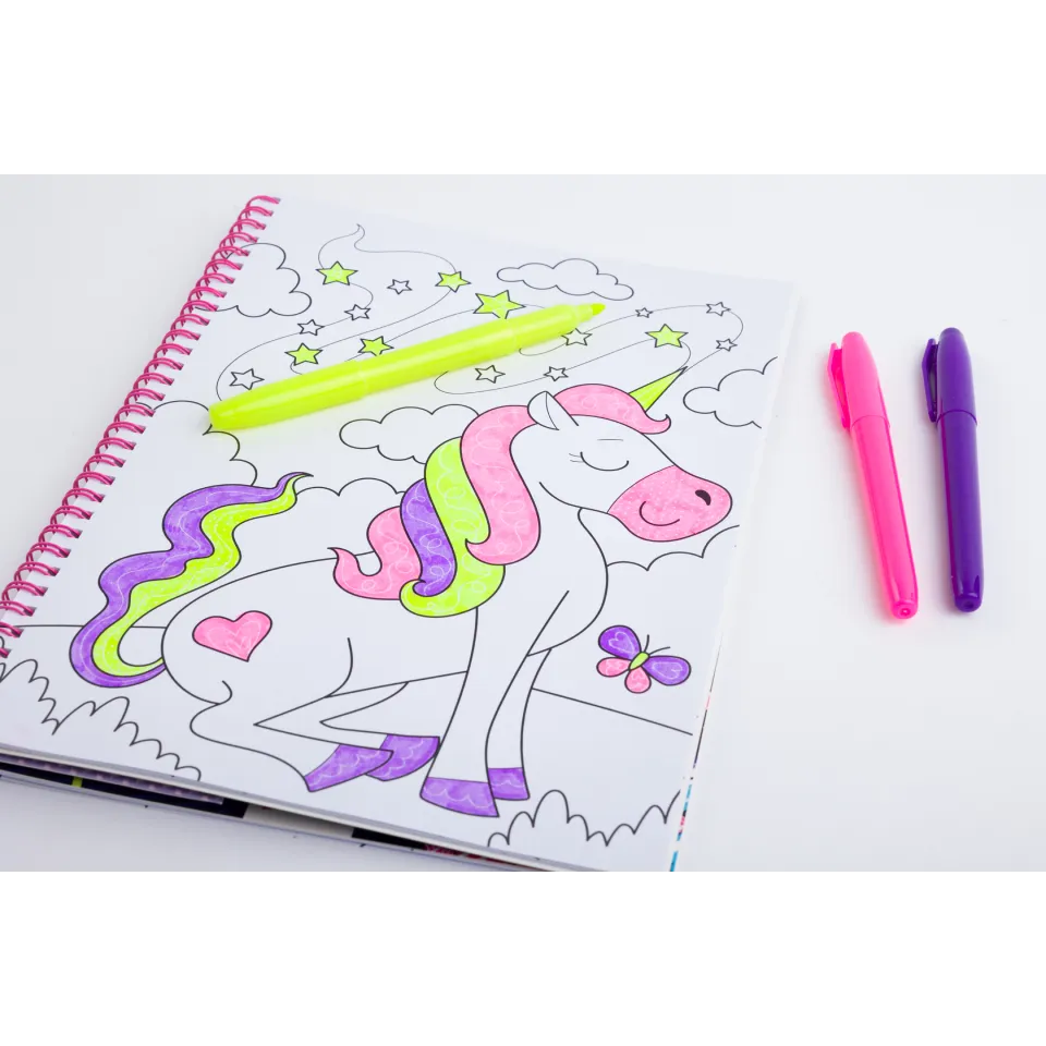 Magic Pattern Colouring Book: Neon Unicorns