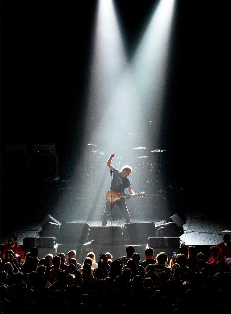 Pearl Jam - Rock Band, Seattle, Eddie Vedder, Mike McCready, Jeff Ament, Stone Gossard, Albums, Stories Behind Songs, Even Flow, Alive, Black, Last Kiss, BTS, Protests, Fans, Hall Of Fame & More!