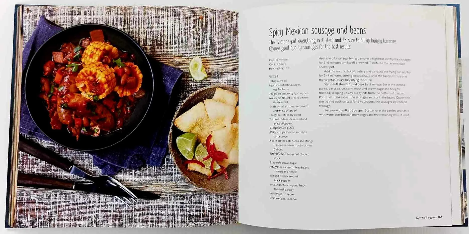 THE ESSENTIAL SLOW COOKER COOKBOOK - Lorna Brash