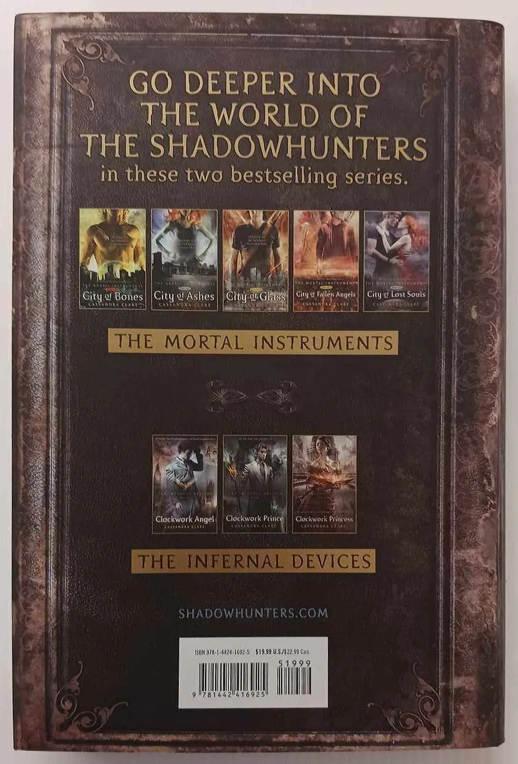 THE SHADOWHUNTER'S CODEX - Cassandra Clare, Joshua Lewis